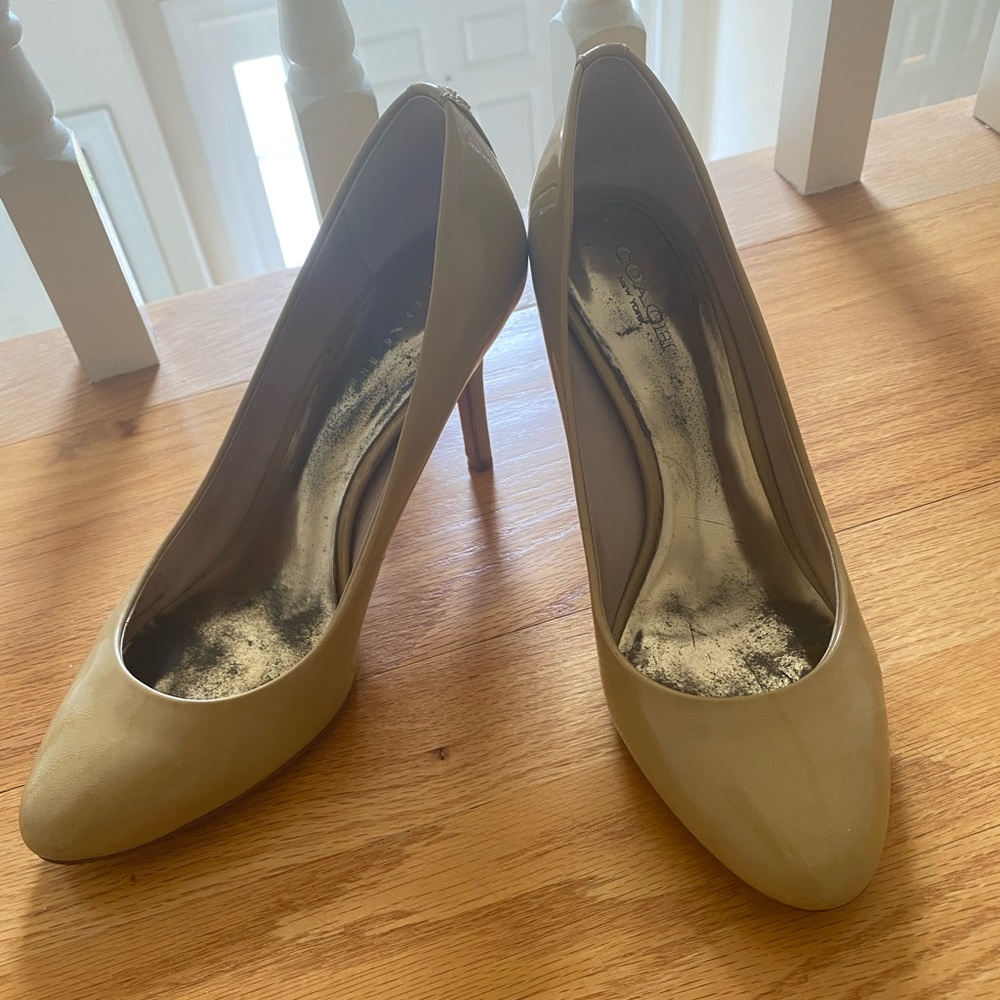 Leather nude heels